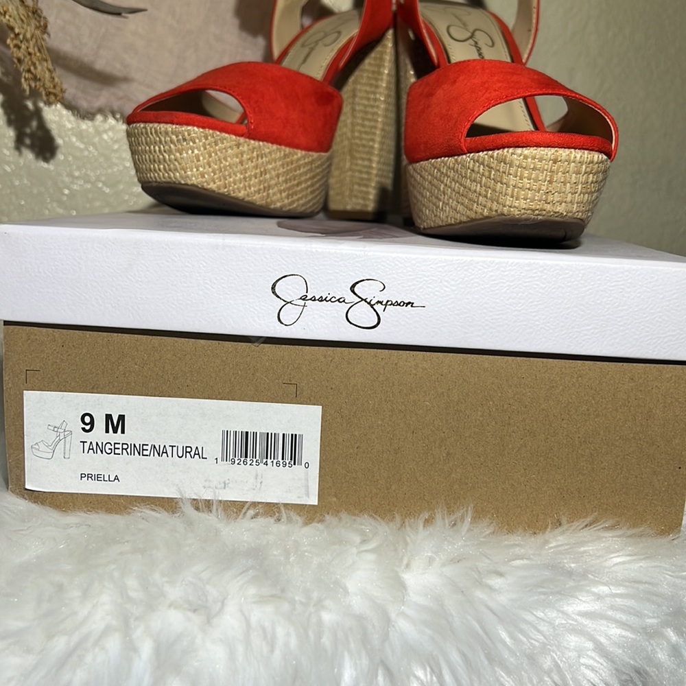 Jessica Simpson platform - Picture 2 of 3